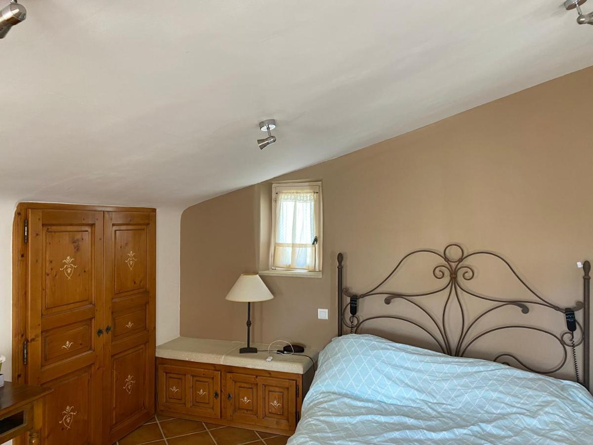 Maison de charme en Provence Le Barroux Extérieur photo